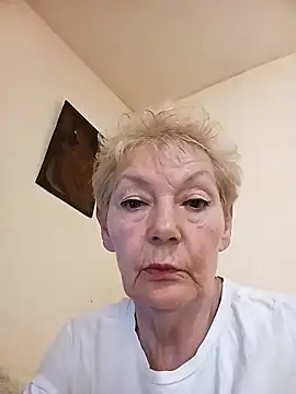 Snapshot of Calypso-Loove chatting on 06.04.26 Calypso-Loove online show from 06.04.26