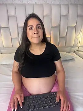 Snapshot of LissaBaker chatting on 02.27.26 LissaBaker online show from 02.27.26