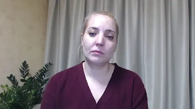 Snapshot of sweetpussy chatting on 02.06.25 sweetpussy online show from 02.06.25