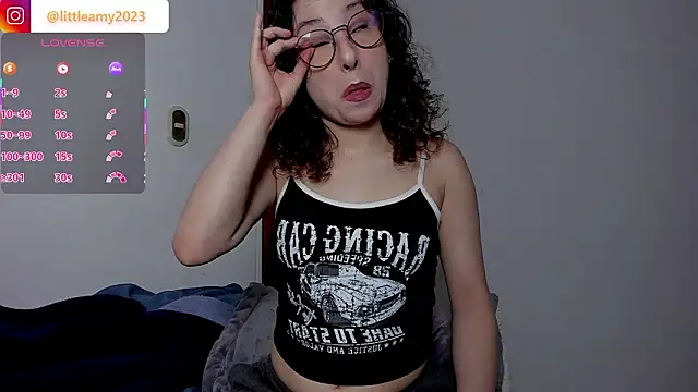 Snapshot of little__ammy chatting on 02.13.26 little ammy online show from 02.13.26