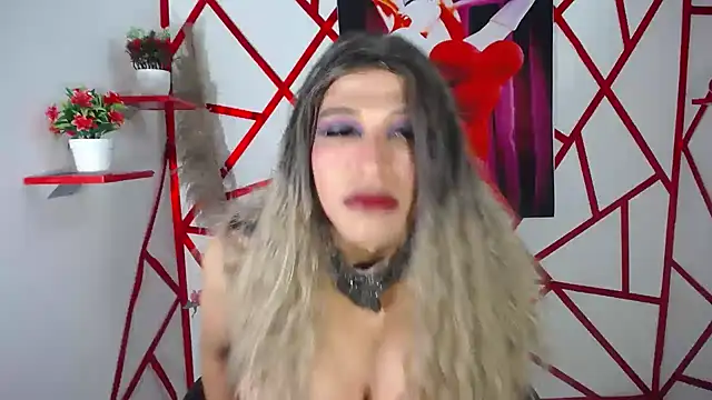 Snapshot of elianna_monroe chatting on 12.05.25 elianna monroe online show from 12.05.25