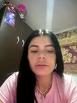 Snapshot of Dolly-Squirt chatting on 12.05.25 Dolly-Squirt online show from 12.05.25