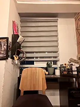 Snapshot of Magenta_Moon chatting on 02.09.26 Magenta Moon online show from 02.09.26