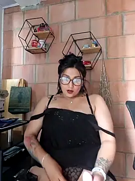 Snapshot of Magenta_Moon chatting on 03.02.26 Magenta Moon online show from 03.02.26