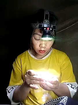 Snapshot of anna-can chatting on 02.27.26 anna-can online show from 02.27.26