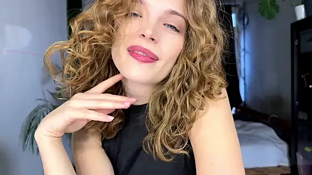 Snapshot of Miss_Monroe chatting on 02.26.26 Miss Monroe online show from 02.26.26