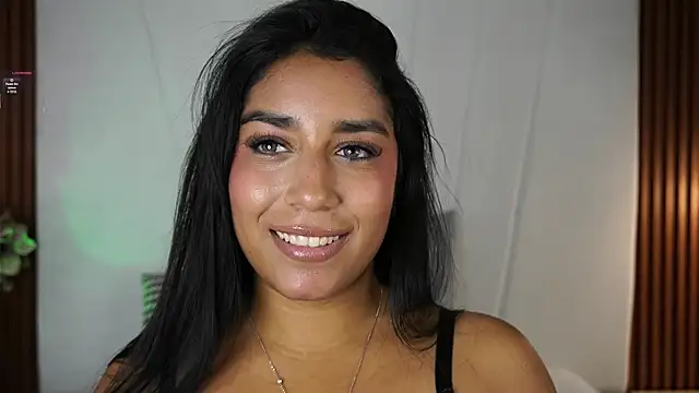 SaraJonesxx online show from 01.11.26