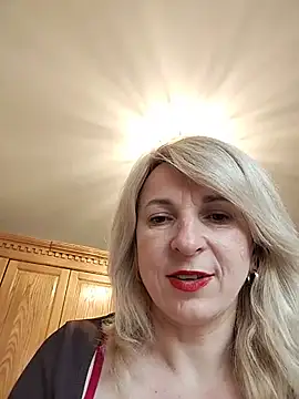 AhlyssaLove1155 online show from 05.26.26