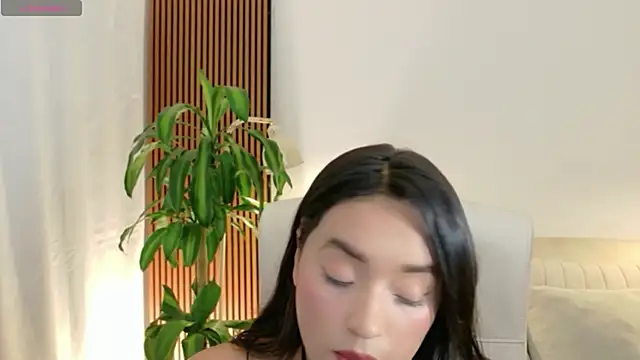 Snapshot of IAM__ZARA chatting on 06.11.26 IAM ZARA online show from 06.11.26