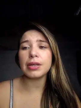 Snapshot of Charlott_smi chatting on 04.18.26 Charlott smi online show from 04.18.26