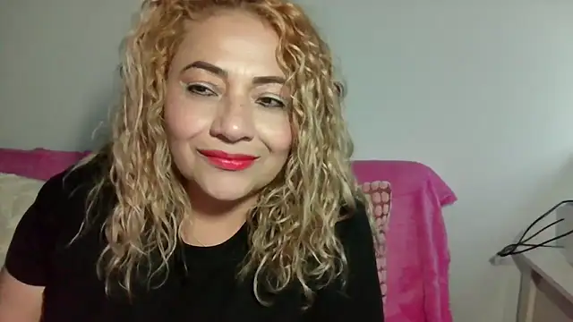 Snapshot of mariajosebarrazaa chatting on 03.06.26 mariajosebarrazaa online show from 03.06.26