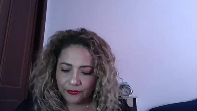 Snapshot of mariajosebarrazaa chatting on 05.24.26 mariajosebarrazaa online show from 05.24.26
