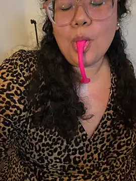VanesssaMilf  online show from 05.06.26