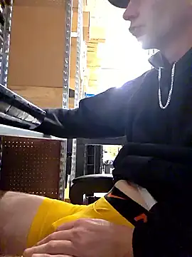 Snapshot of mythicbonez69 chatting on 01.13.26 mythicbonez69 online show from 01.13.26