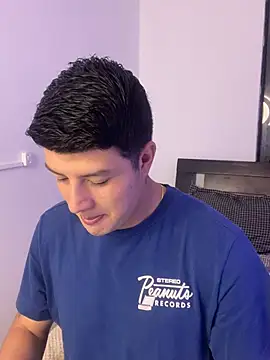 Goldenknight33 online show from 03.31.26