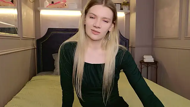 Vivien Hans online show from 03.03.26