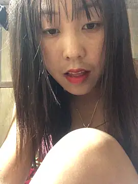 Snapshot of bae-asian chatting on 12.20.25 bae-asian online show from 12.20.25