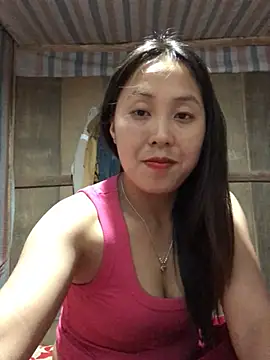 Snapshot of bae-asian chatting on 04.18.26 bae-asian online show from 04.18.26
