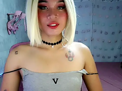 Snapshot of bombely_69 chatting on 04.11.26 bombely 69 online show from 04.11.26