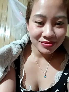 Snapshot of mayni012314 chatting on 12.17.25 mayni012314 online show from 12.17.25