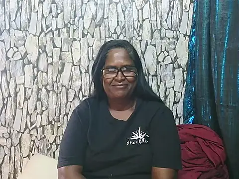 Snapshot of Exotic_indian95 chatting on 01.08.26 Exotic indian95 online show from 01.08.26