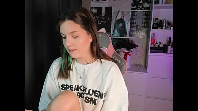 NikkieKitty online show from 01.17.26