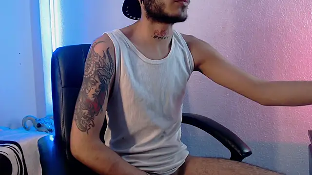 Snapshot of kingdani_hot chatting on 01.08.26 kingdani hot online show from 01.08.26