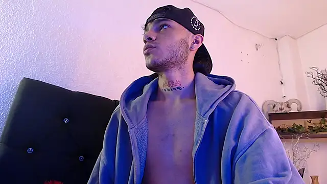 Snapshot of kingdani_hot chatting on 02.04.26 kingdani hot online show from 02.04.26