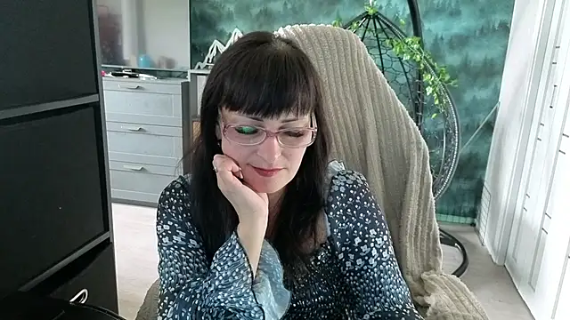 Snapshot of Eila_Morigan chatting on 05.14.26 Eila Morigan online show from 05.14.26