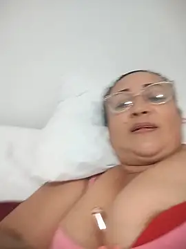 Snapshot of Nini_Love_ chatting on 02.02.26 Nini Love online show from 02.02.26