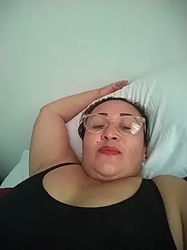 Snapshot of Nini_Love_ chatting on 02.04.26 Nini Love online show from 02.04.26