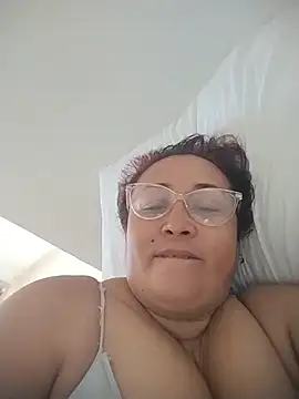 Snapshot of Nini_Love_ chatting on 02.24.26 Nini Love online show from 02.24.26