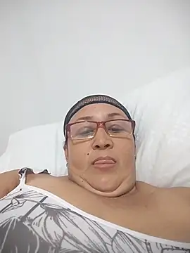 Snapshot of Nini_Love_ chatting on 03.01.26 Nini Love online show from 03.01.26