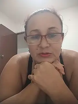 Snapshot of Nini_Love_ chatting on 03.05.26 Nini Love online show from 03.05.26