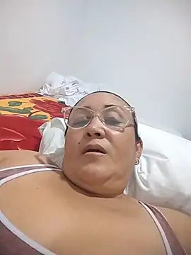 Snapshot of Nini_Love_ chatting on 03.06.26 Nini Love online show from 03.06.26