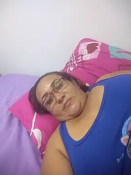 Snapshot of Nini_Love_ chatting on 03.22.26 Nini Love online show from 03.22.26