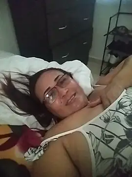 Snapshot of Nini_Love_ chatting on 03.24.26 Nini Love online show from 03.24.26