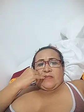 Snapshot of Nini_Love_ chatting on 03.27.26 Nini Love online show from 03.27.26