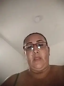 Snapshot of Nini_Love_ chatting on 03.29.26 Nini Love online show from 03.29.26