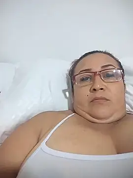 Snapshot of Nini_Love_ chatting on 03.30.26 Nini Love online show from 03.30.26