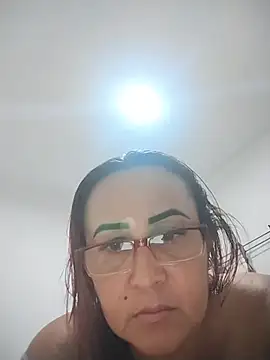 Snapshot of Nini_Love_ chatting on 03.31.26 Nini Love online show from 03.31.26