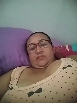 Snapshot of Nini_Love_ chatting on 04.13.26 Nini Love online show from 04.13.26