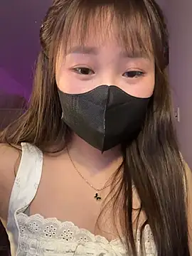 Snapshot of Miumeo20 chatting on 07.12.26 Miumeo20 online show from 07.12.26