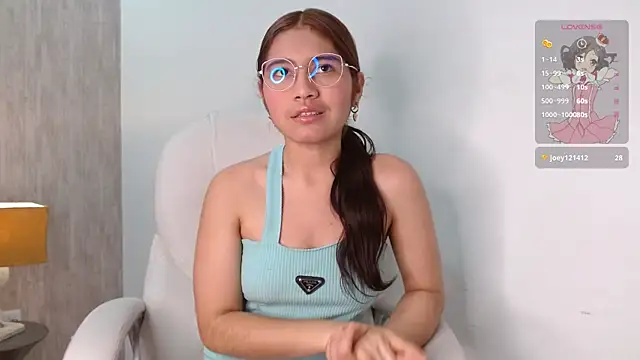 Snapshot of Xaander_ chatting on 12.18.25 Xaander online show from 12.18.25