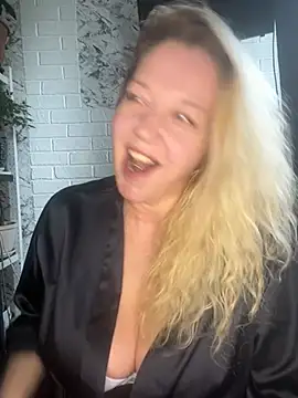 JenniferCarmen online show from 05.16.26