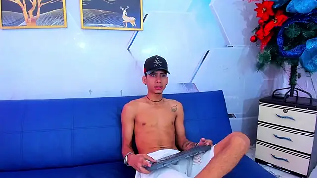 Alex jeins at online show from 12.22.25