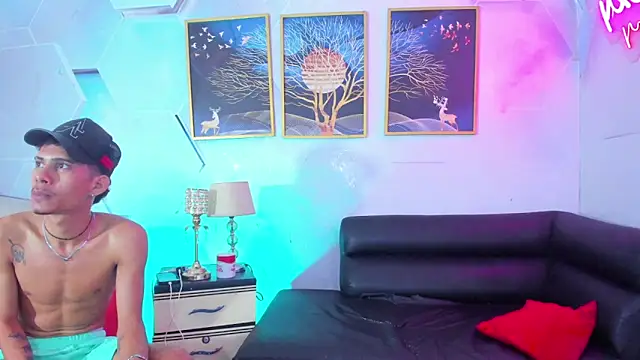 Alex jeins at online show from 02.09.26