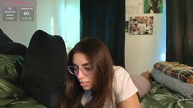 MilaSeren online show from 03.10.26