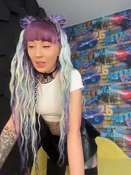 Tattoo  Moon online show from 06.05.26