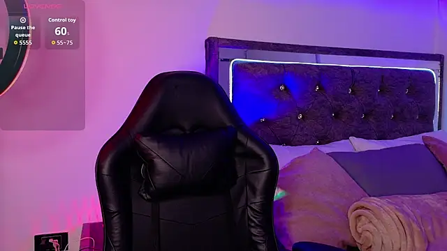 Daniela ruizz online show from 12.20.25